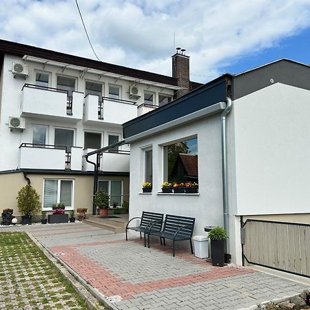 Penzion Mado I Бойнице Екстериор снимка